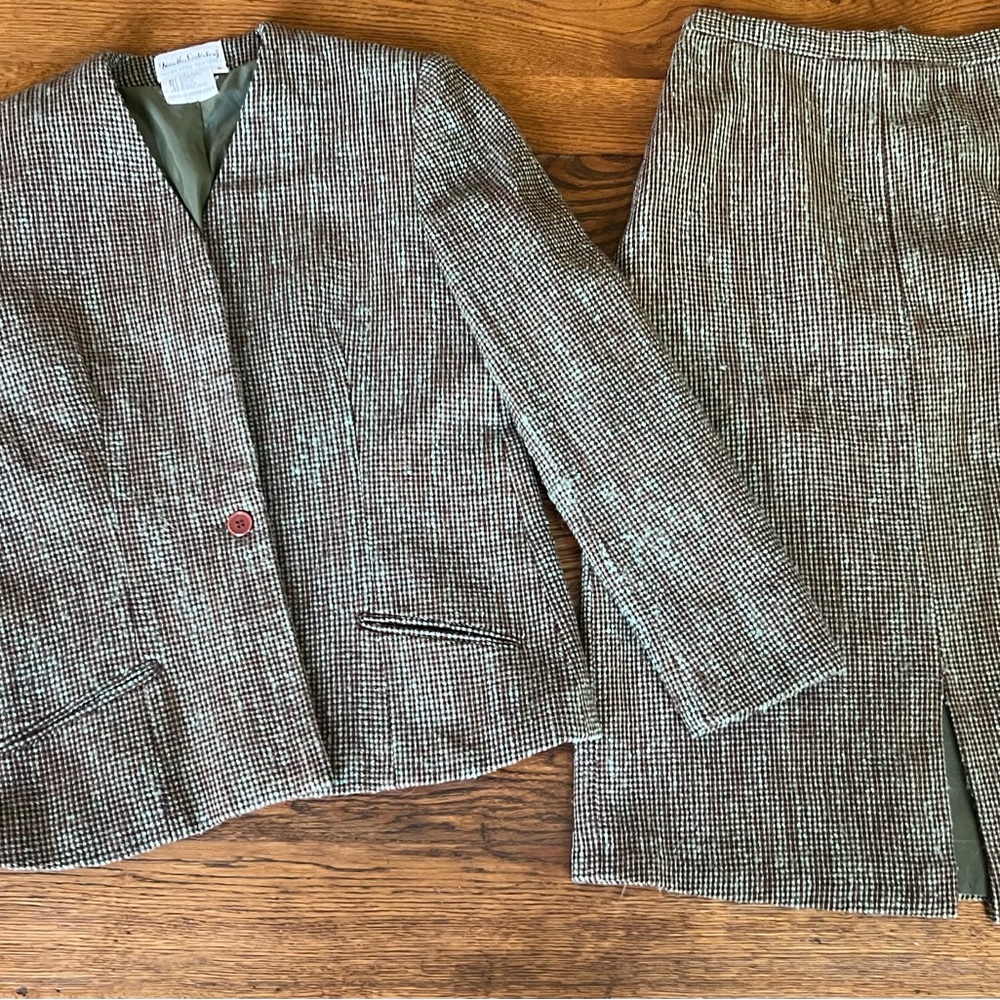 Vintage Diane Von Furstenberg Size 8 Skirt Suit Blazer Tweed Wool Mohair Blend
